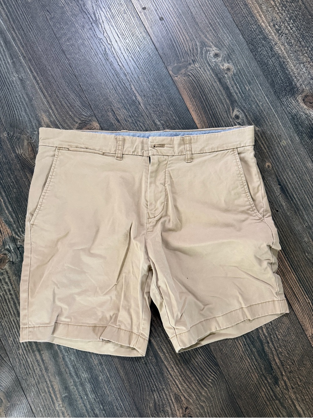 Tommy Hilfiger Khaki Flat Front Men’s Shorts